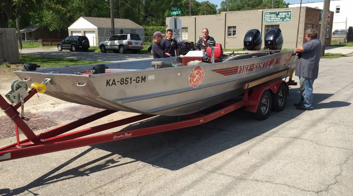 Kansas City Fire Department Rescue Boat serviced at US Boatworks