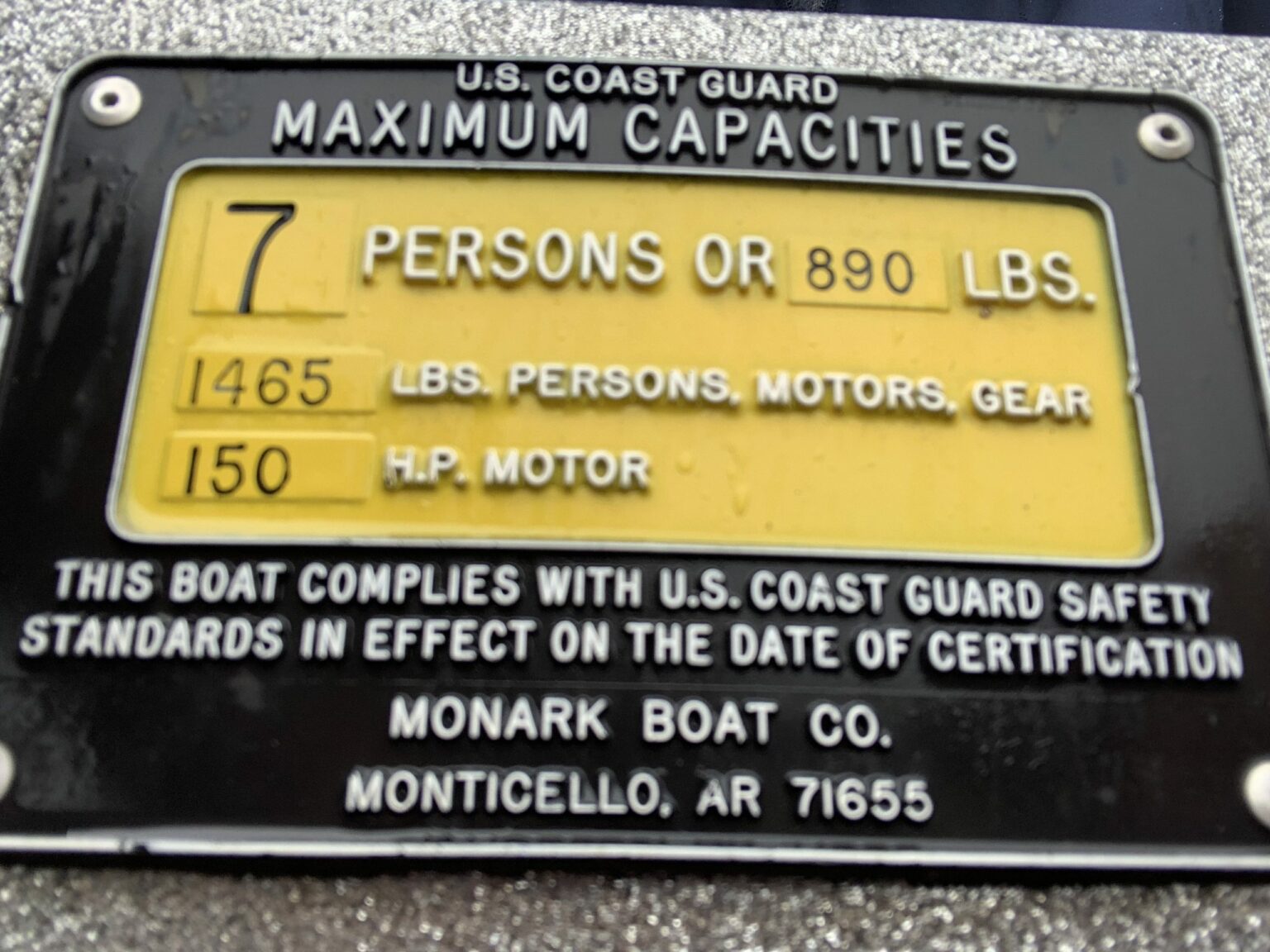Outboard Motor Buyers Guide | Buy Boat Motors Online